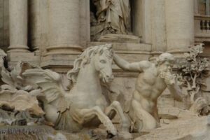 Trevi Fountain reopens in Rome!