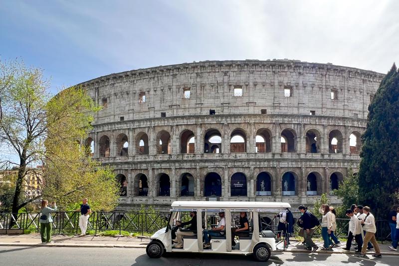 Rome’s Hidden Gems
Golf Cart Tour
